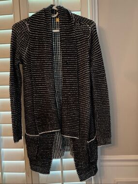 Vera Wang Black and White Open-Front Knit Cardigan